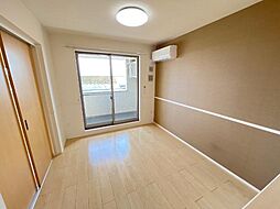 JR関西本線 河原田駅 徒歩25分の賃貸アパート 2階2DKのリビング/ダイニング