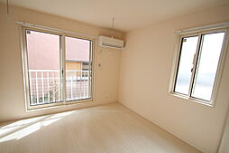 エクセル・フラット 105 1階1Kのリビング/ダイニング