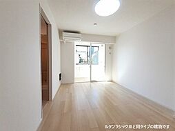 プラシードＣＯＣＯIII 102 1階1Kのリビング/ダイニング