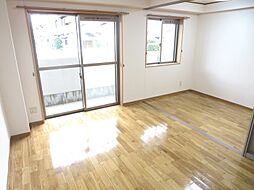 近鉄名古屋線 楠駅 徒歩5分の賃貸アパート 1階1LDKのリビング/ダイニング