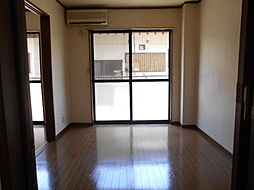 赤尾ハイツ正観寺 202 2階2DKのリビング/ダイニング