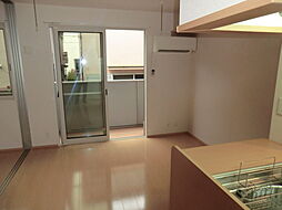 メゾン・ド・シャテーヌ 103 1階1LDKのリビング/ダイニング