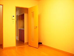 レオパレスエスポワール新宿町 108 1階1Kのリビング/ダイニング