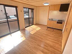 ルミナスハイム神川 1階1LDKのリビング/ダイニング