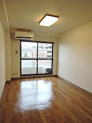 京王相模原線 京王堀之内駅 徒歩10分の賃貸マンション 3階ワンルームのリビング/ダイニング