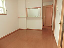 ニューポテトハウス 101 1階ワンルームのリビング/ダイニング