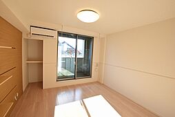 東京メトロ東西線 原木中山駅 徒歩12分の賃貸マンション 1階1Kのリビング/ダイニング