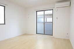 グランリヴェール本町 1階ワンルームのリビング/ダイニング