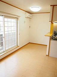 ドリームＫ 203 2階1LDKのリビング/ダイニング