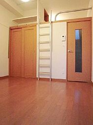 レオパレストリメゾン 1階1Kのリビング/ダイニング