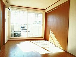 フローリア 2階3DKのリビング/ダイニング