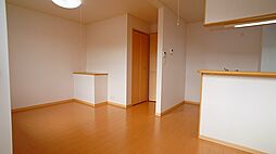 カーサペイナタルII 202 2階1LDKのリビング/ダイニング