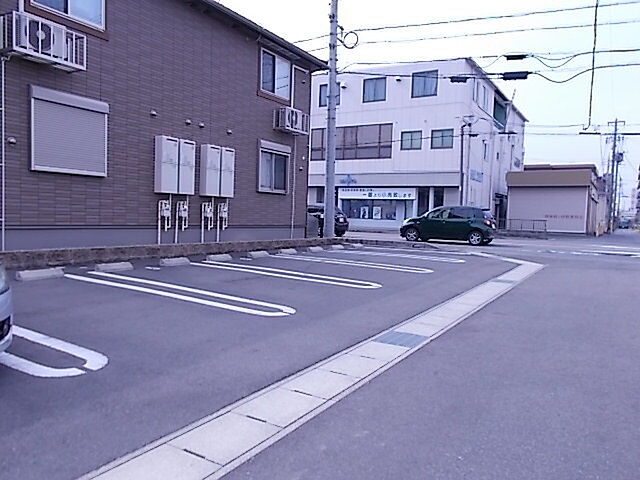3 / 3