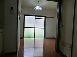 フラワーマンション 101 1階ワンルームのリビング/ダイニング