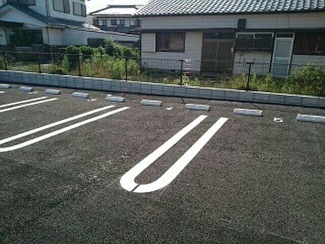 4 / 5