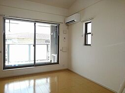 トレ　フラテッリ 203 2階1DKのリビング/ダイニング