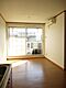 リビング...