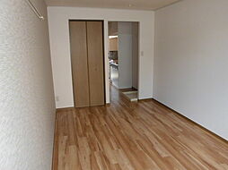 パルティールＮ棟 103 1階1Kのリビング/ダイニング