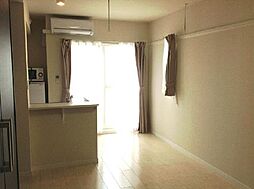 レオネクストアベンチュリン 206 2階ワンルームのリビング/ダイニング