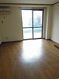 Ｍｓ’ソレアード 1階2LDKのリビング/ダイニング