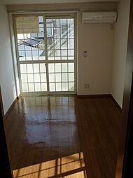 ローズデール 2階2DKのリビング/ダイニング