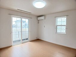 カーサ・シエスタ 1階ワンルームのリビング/ダイニング