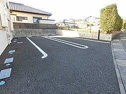 4 / 4
