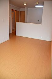 ソロロＫ2 103 1階1LDKのリビング/ダイニング