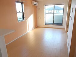 グランパール延方III 2階2LDKのリビング/ダイニング