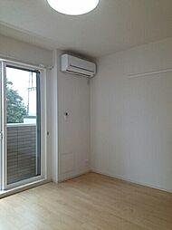 グリーンハイムＫ 102 1階ワンルームのリビング/ダイニング