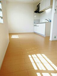 JR飯田線 下地駅 徒歩15分の賃貸アパート 2階1LDKのリビング/ダイニング