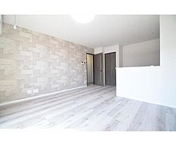 ＺＩＯ　ＬＡＮＤ 2階1LDKのリビング/ダイニング