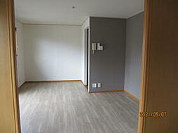 フローレンス．Ｔ 102 1階2LDKのリビング/ダイニング