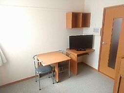 レオパレス山百合 205 2階1Kのリビング/ダイニング