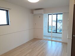 三岐鉄道三岐線 三里駅 徒歩9分の賃貸アパート 1階1LDKのリビング/ダイニング