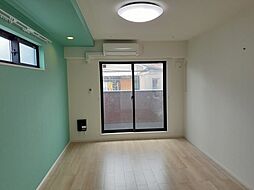 オーヴェスト　アンビエンテ　II 2階1Kのリビング/ダイニング