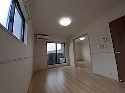 ハンドレッド　リヴァー　水野Ａ 2階2LDKのリビング/ダイニング