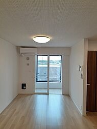 カーサ　リザイヤ　I 104 1階1LDKのリビング/ダイニング