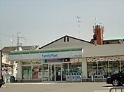 【コンビニエンスストア】ファミリーマート下津林芝ノ宮町店まで840ｍ