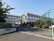 【小学校】常滑東小学校まで440ｍ