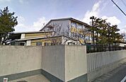 【小学校】京都市立桂徳小学校まで637ｍ
