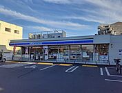【コンビニエンスストア】ローソン北本中央二丁目店まで550ｍ