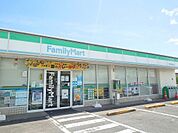 【コンビニエンスストア】ファミリーマート加茂川東海村松まで700ｍ