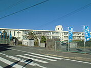 【中学校】掛川市立東中学校まで830ｍ