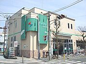 【スーパー】しまむらストアー駅前店まで335ｍ