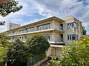 【小学校】沼田市立沼田北小学校まで750ｍ
