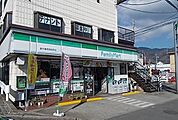 【コンビニエンスストア】ファミリーマートまで500ｍ