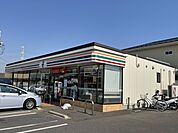 【コンビニエンスストア】セブンイレブン　牛久栄町店まで800ｍ