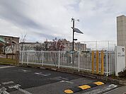 【小学校】半田市立さくら小学校まで570ｍ