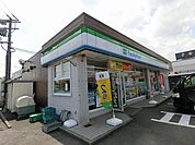 【コンビニエンスストア】ファミリーマート 大垣安井町店まで450ｍ
